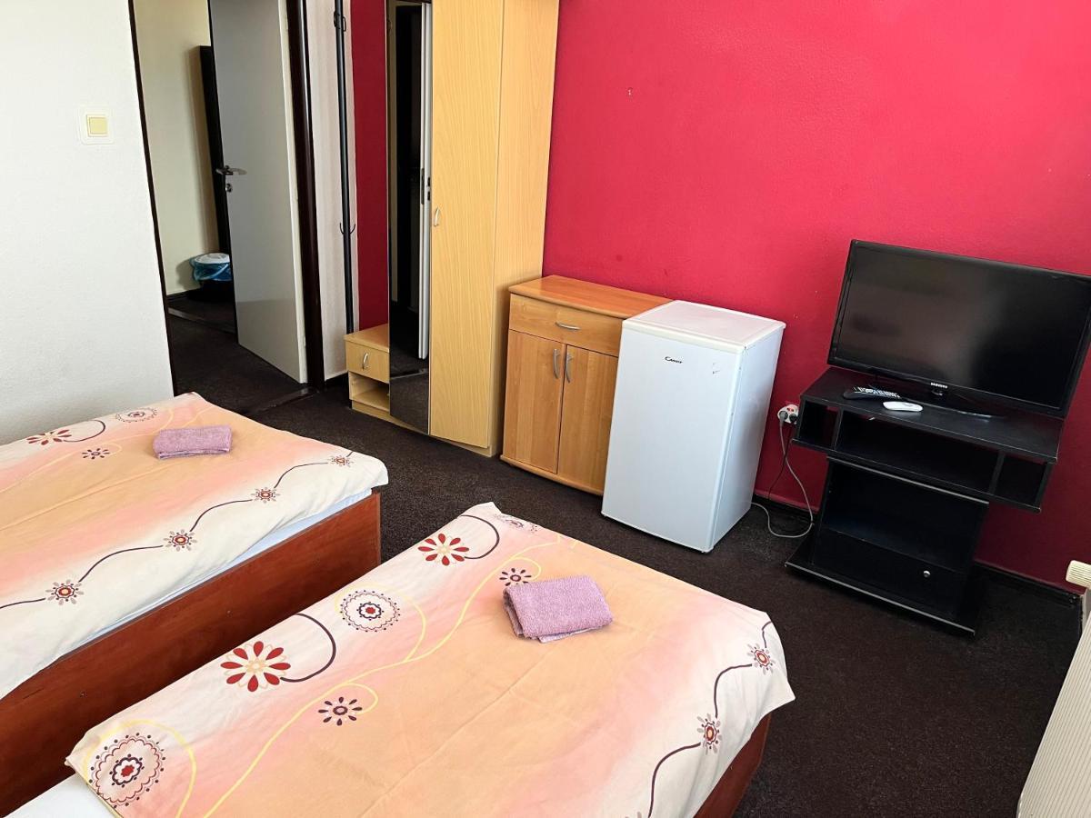 Hotel Hokejka Prievidza Ngoại thất bức ảnh