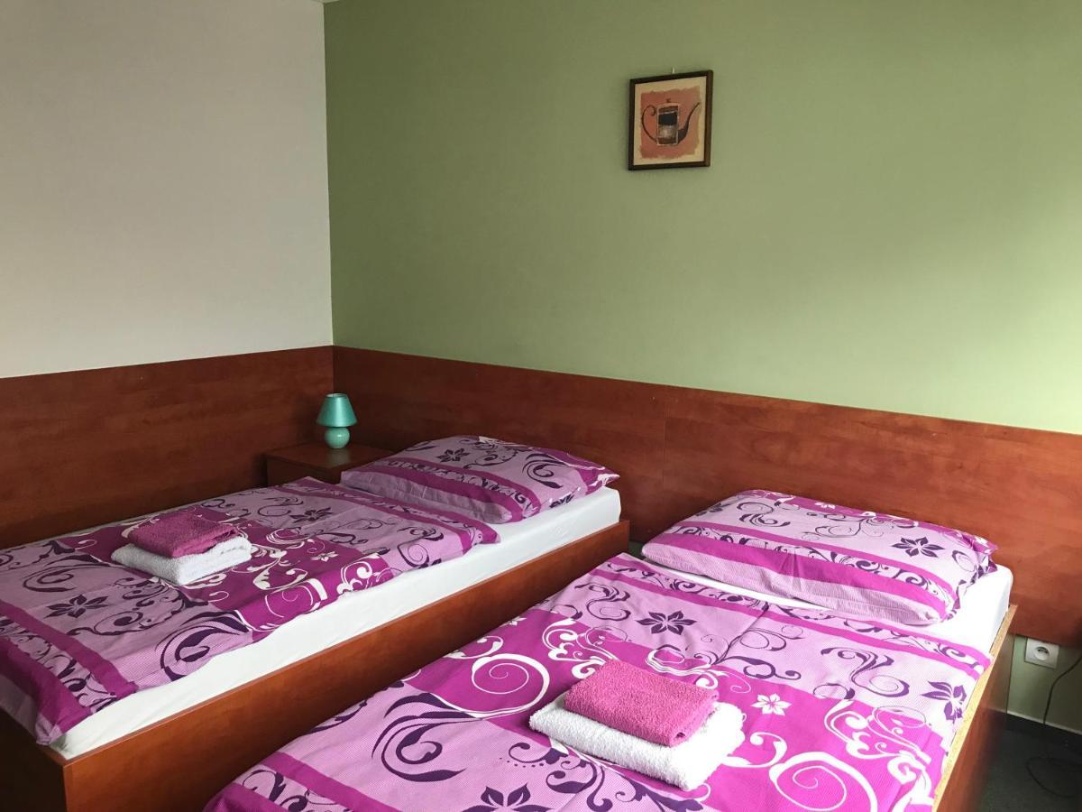Hotel Hokejka Prievidza Ngoại thất bức ảnh