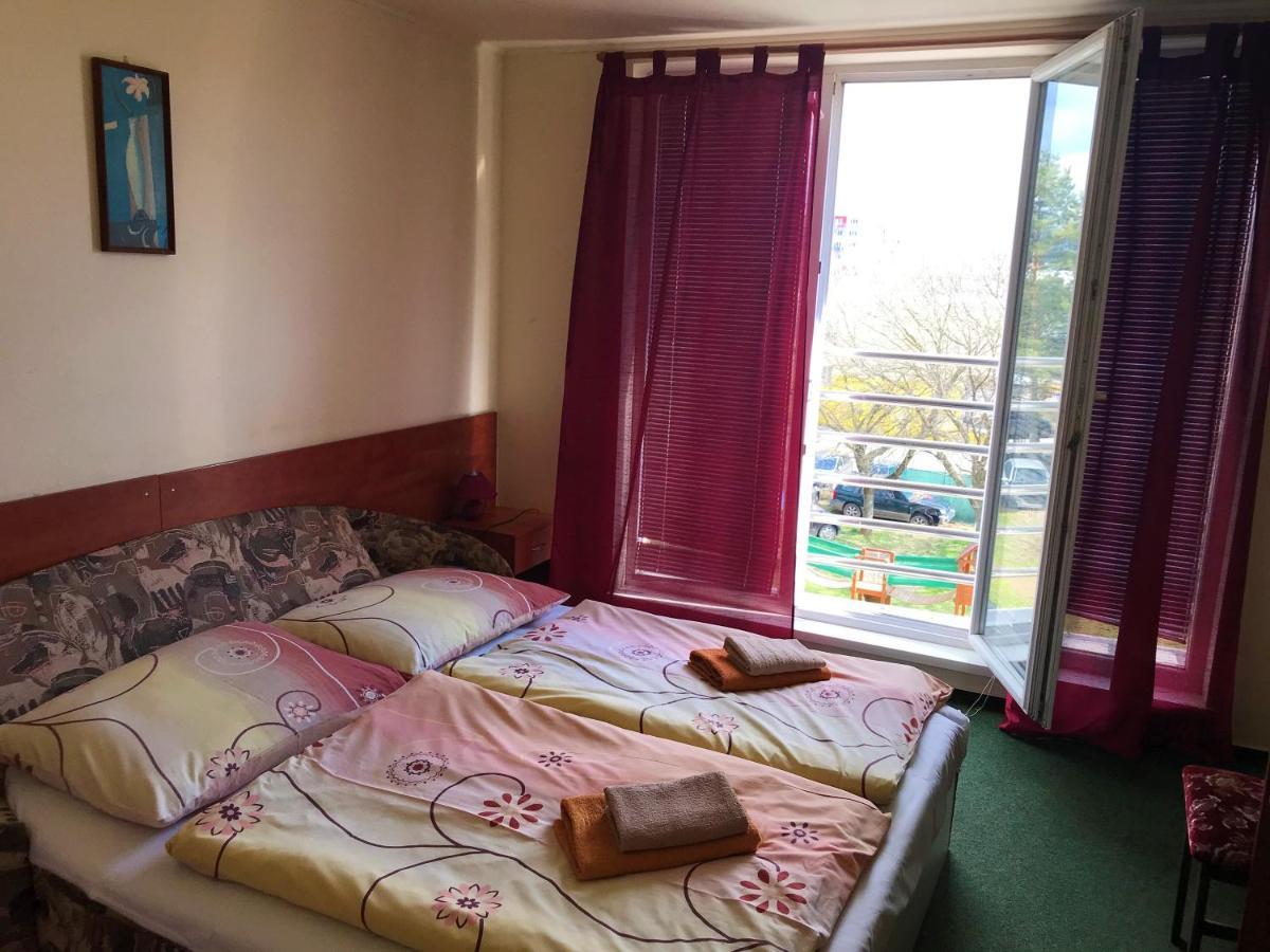 Hotel Hokejka Prievidza Ngoại thất bức ảnh
